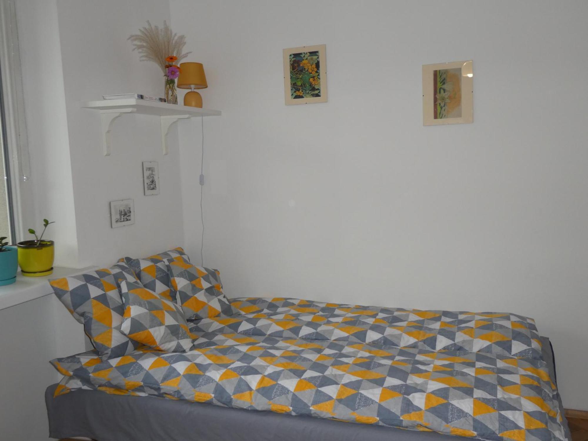 Apartment Yellow Dragon