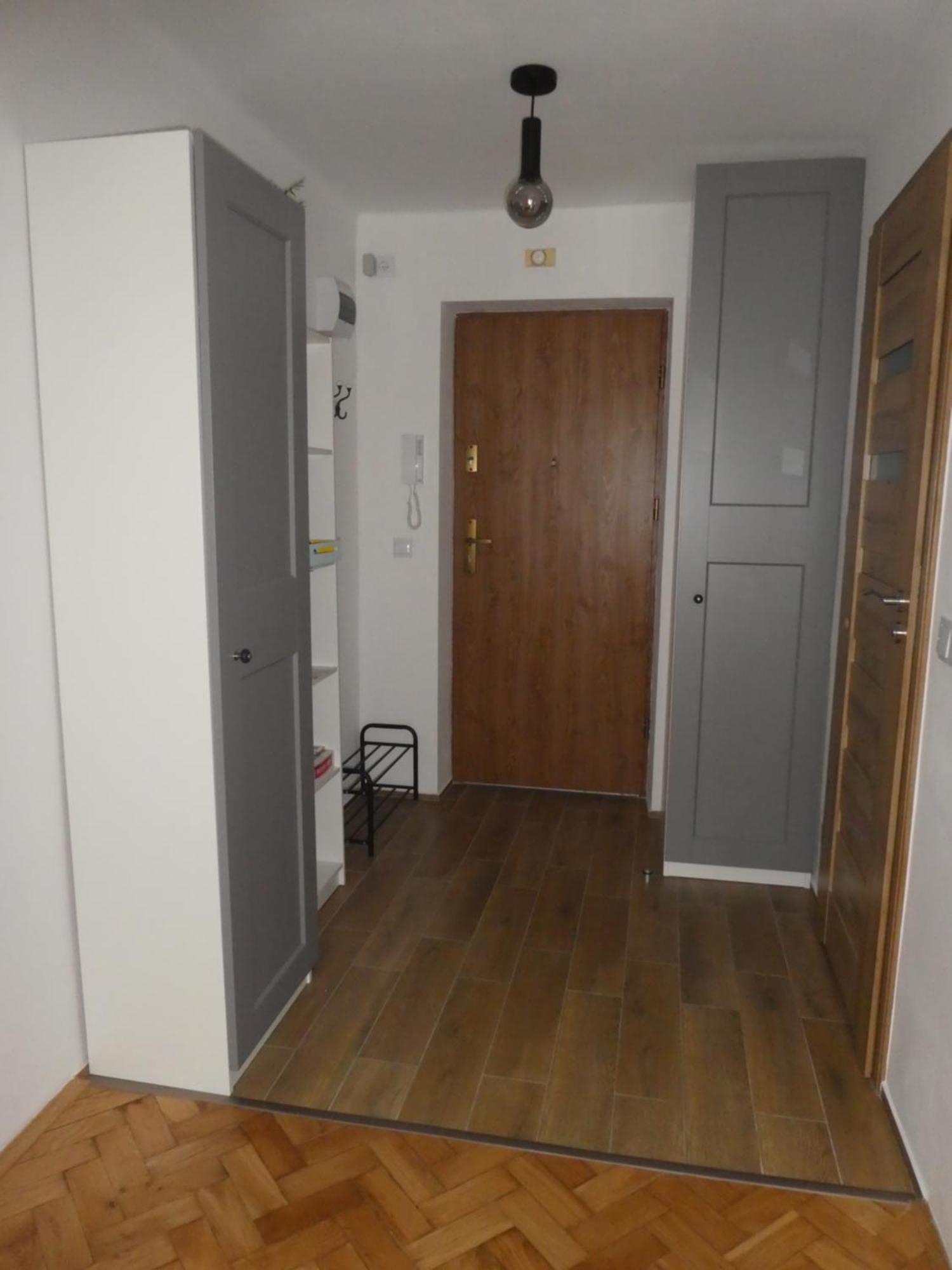 Apartment Yellow Dragon *